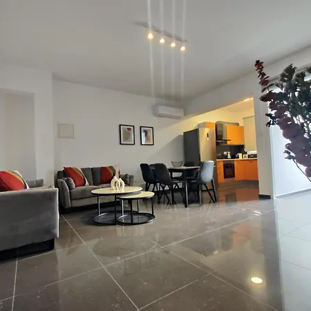 Apartamento 2 Bdr Flat St Lazaros -arsinoe Larnaca